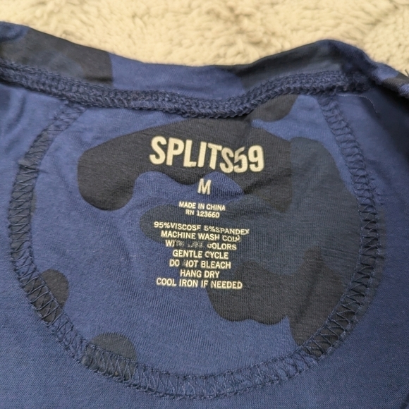 Splits 59 Top Women's M Blue Camo Syd Tank Sleeveless Active Lightweight - Picture 3 of 7